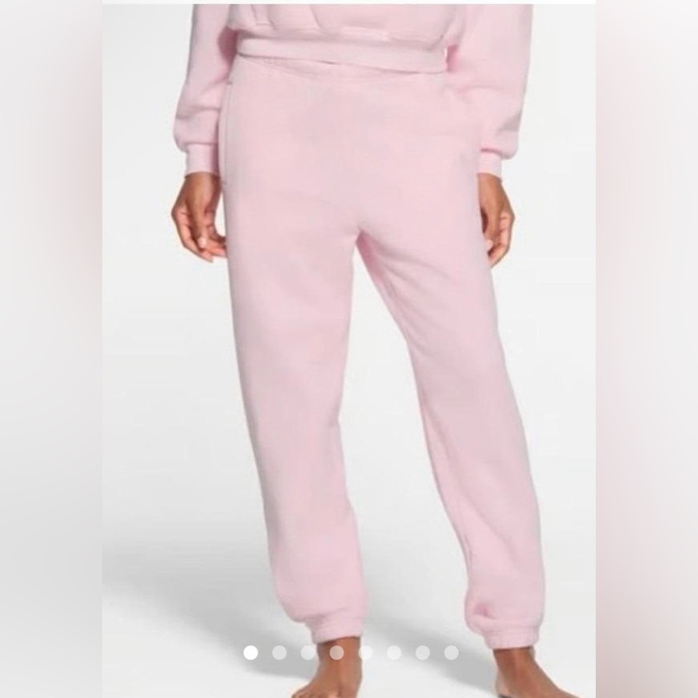 NWOT SKIMS Cotton Fleece Pink Joggers (Lg)